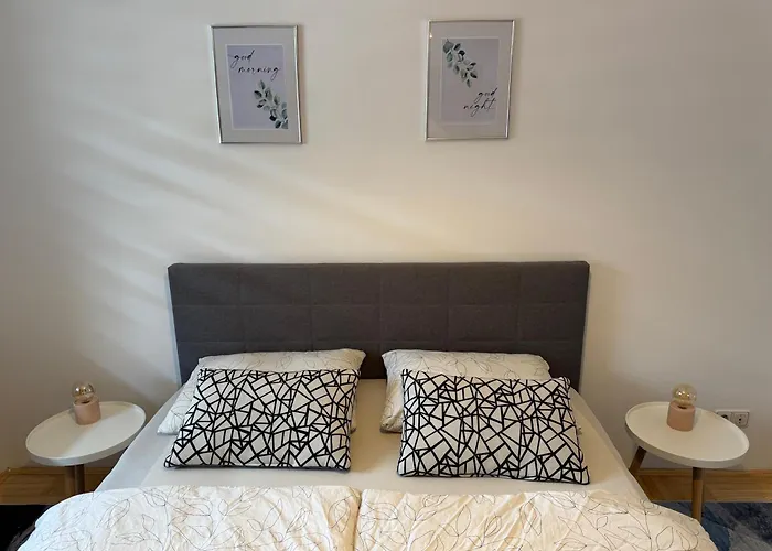 Latin Bridge Sarajevo - 3 Room Apartment, 80M2 In Villa With Free Private Parking - Old Town Sarajevo
